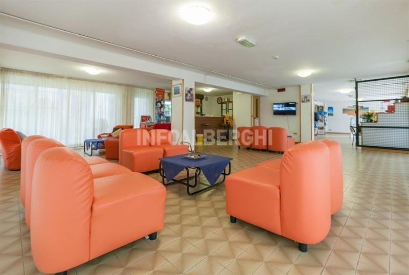 Hotel Paradiso Римини Экстерьер фото