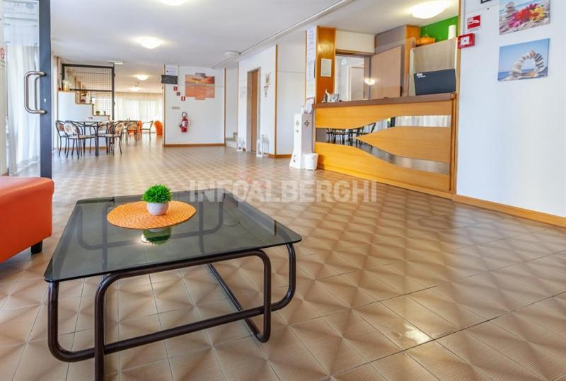 Hotel Paradiso Римини Экстерьер фото