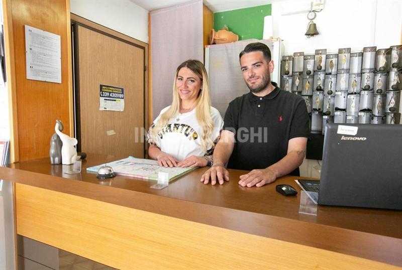 Hotel Paradiso Римини Экстерьер фото