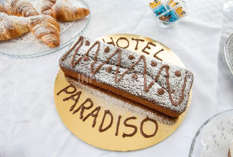 Hotel Paradiso Римини Экстерьер фото